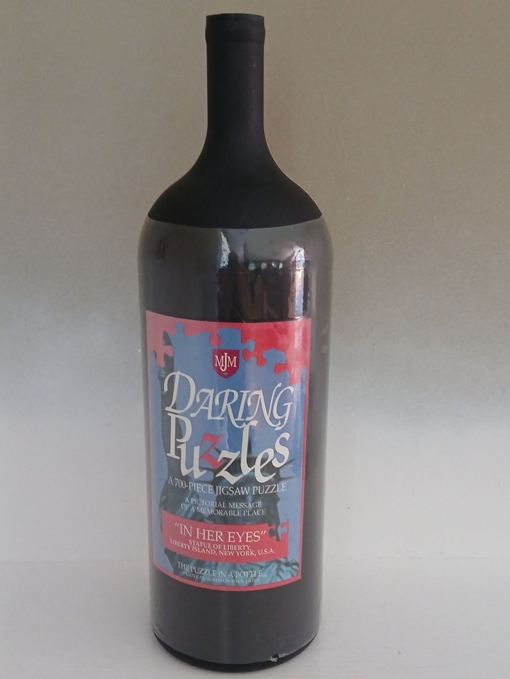 Daring Puzzles "In Her Eyes" 700-Piece Wine Bottle Puzzle
